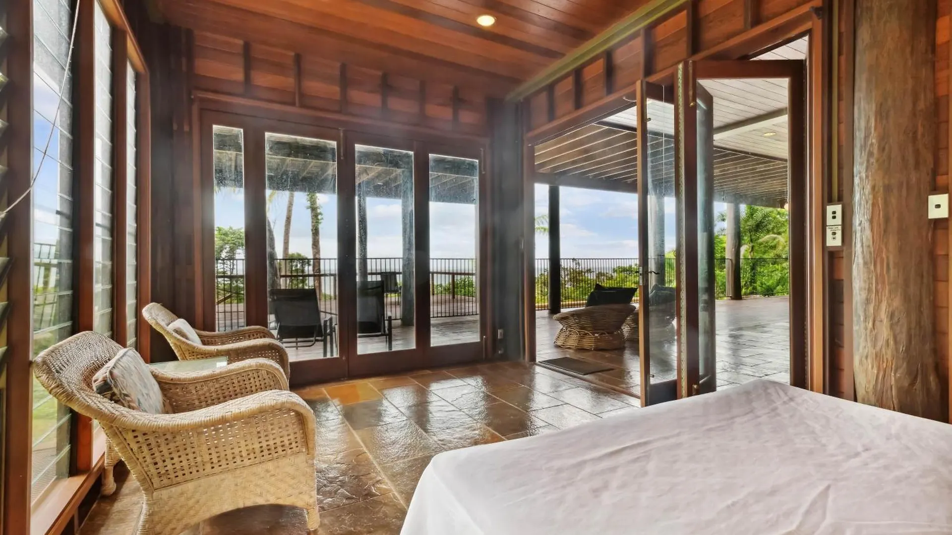 The Barn Daintree Holiday House Cow Bay