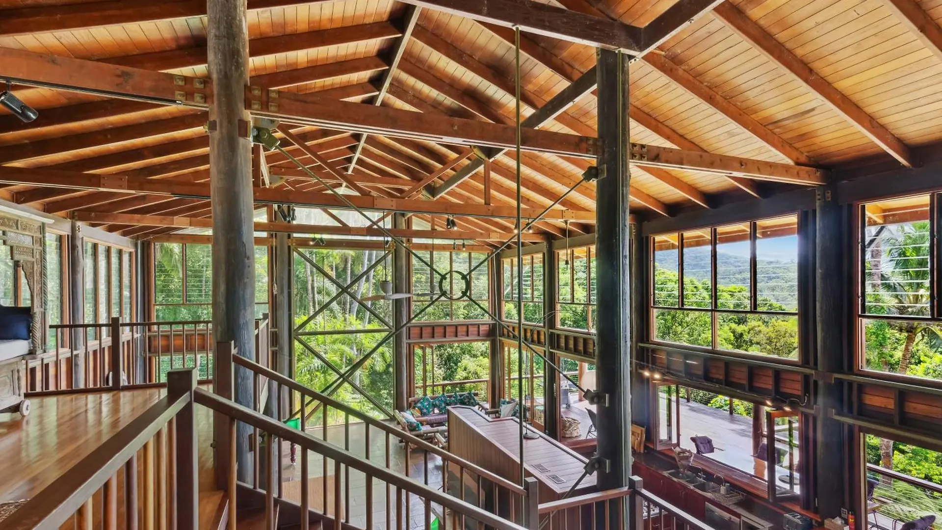 The Barn Daintree Holiday House Cow Bay 0*,